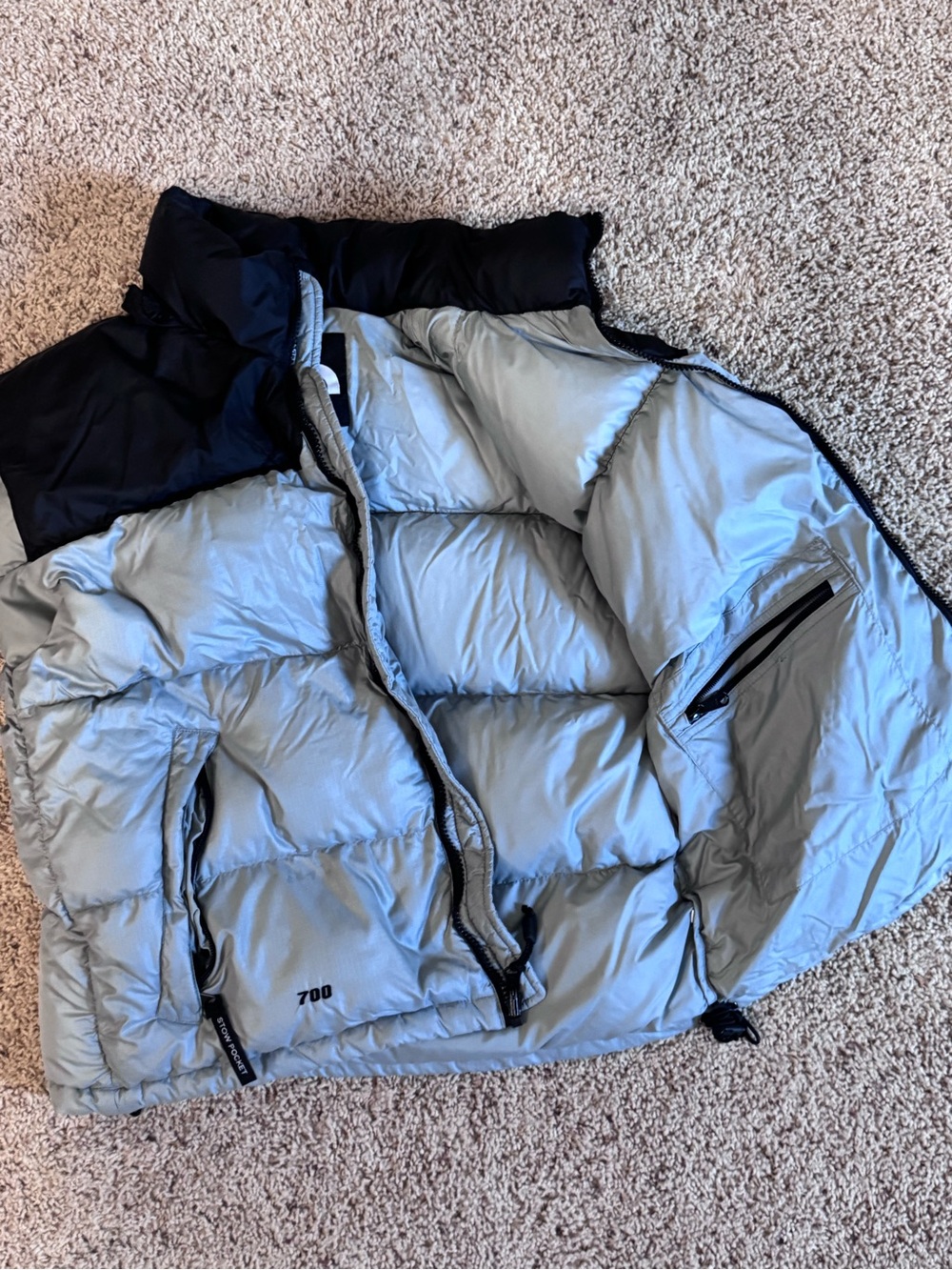 The North Face Men’s Light Gray and Black Down Puffer Vest - Picture 4 of 5